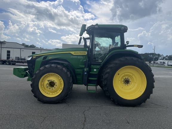 Image of John Deere 8R 410 equipment image 2