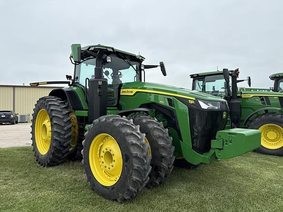 Image of John Deere 8R 410 equipment image 2