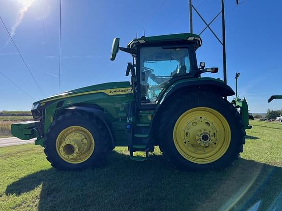 Image of John Deere 8R 410 equipment image 1