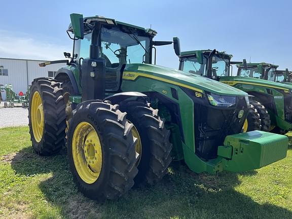 Image of John Deere 8R 410 equipment image 1