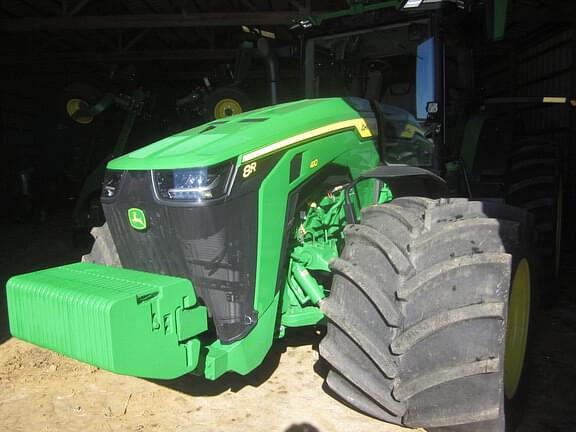 Image of John Deere 8R 410 equipment image 2