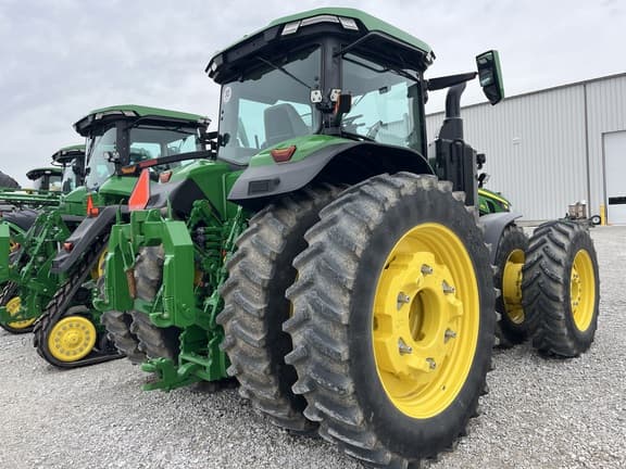 Image of John Deere 8R 410 equipment image 4