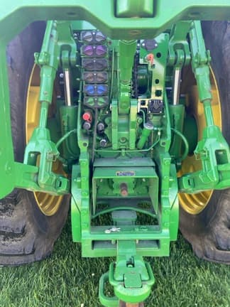 Image of John Deere 8R 410 equipment image 3