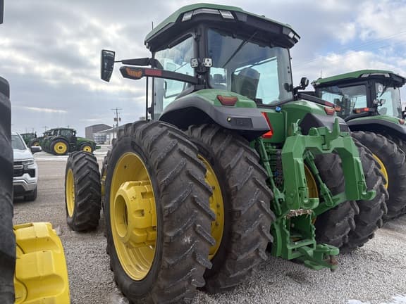 Image of John Deere 8R 410 equipment image 4