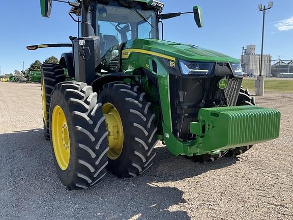 Image of John Deere 8R 410 equipment image 3