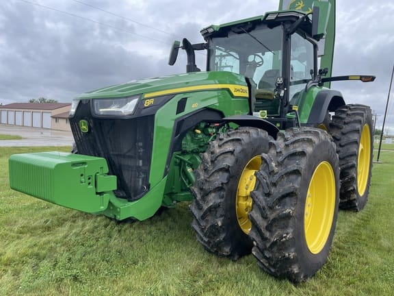 Main image John Deere 8R 410