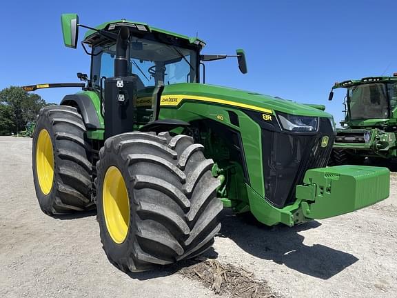 Image of John Deere 8R 410 equipment image 2