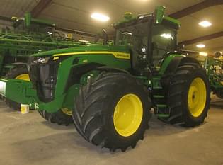 2023 John Deere 8R 410 Equipment Image0