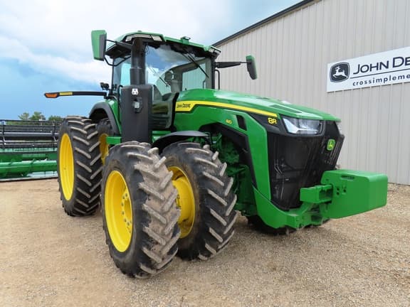 Image of John Deere 8R 410 equipment image 4