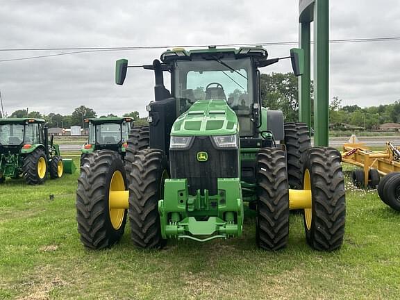 Image of John Deere 8R 410 equipment image 2