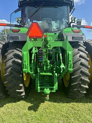 Image of John Deere 8R 410 equipment image 4