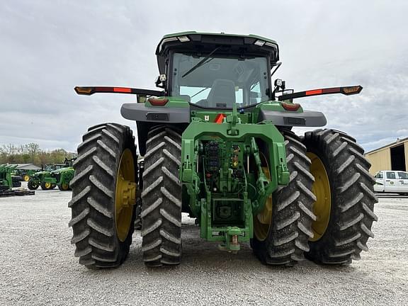 Image of John Deere 8R 410 equipment image 3