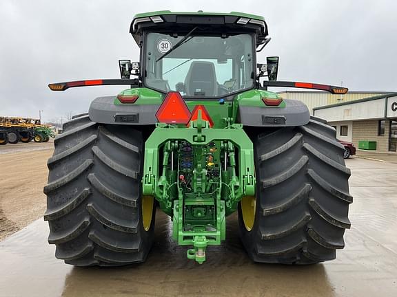 Image of John Deere 8R 410 equipment image 2