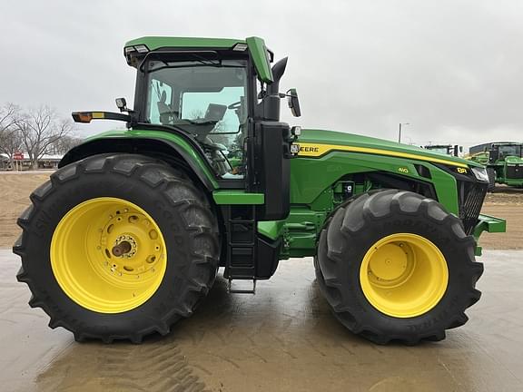 Image of John Deere 8R 410 equipment image 4