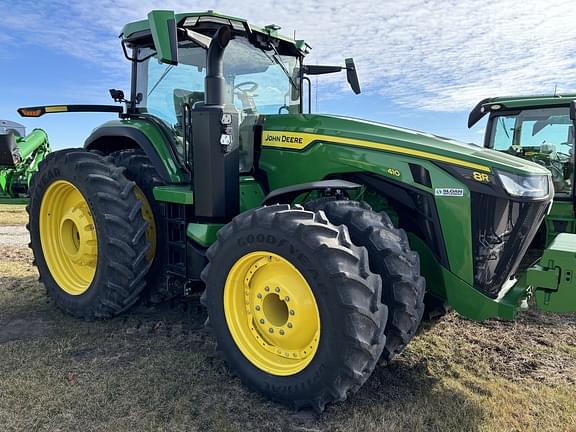 Image of John Deere 8R 410 Primary image