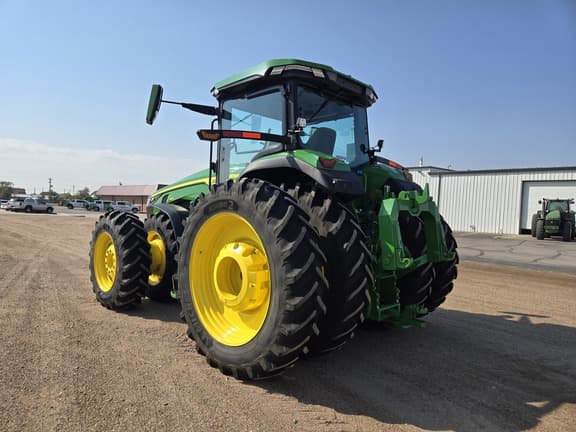 Image of John Deere 8R 410 equipment image 2