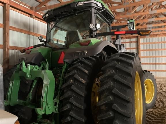 Image of John Deere 8R 410 equipment image 2