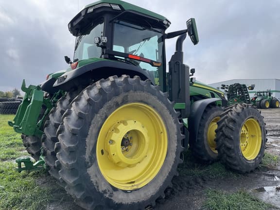 Image of John Deere 8R 410 equipment image 2