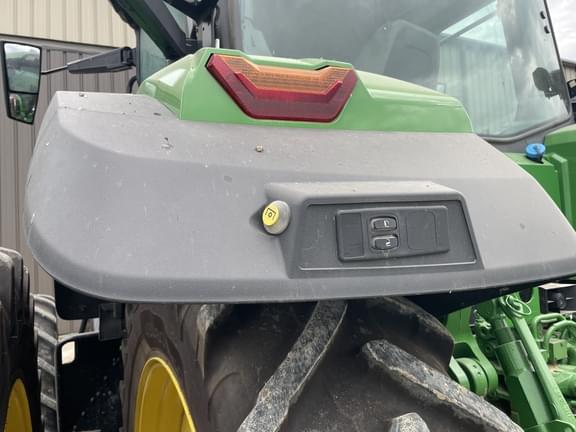 Image of John Deere 8R 410 equipment image 4