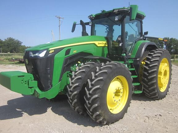 Image of John Deere 8R 410 Primary image