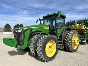 2023 John Deere 8R 410 Image