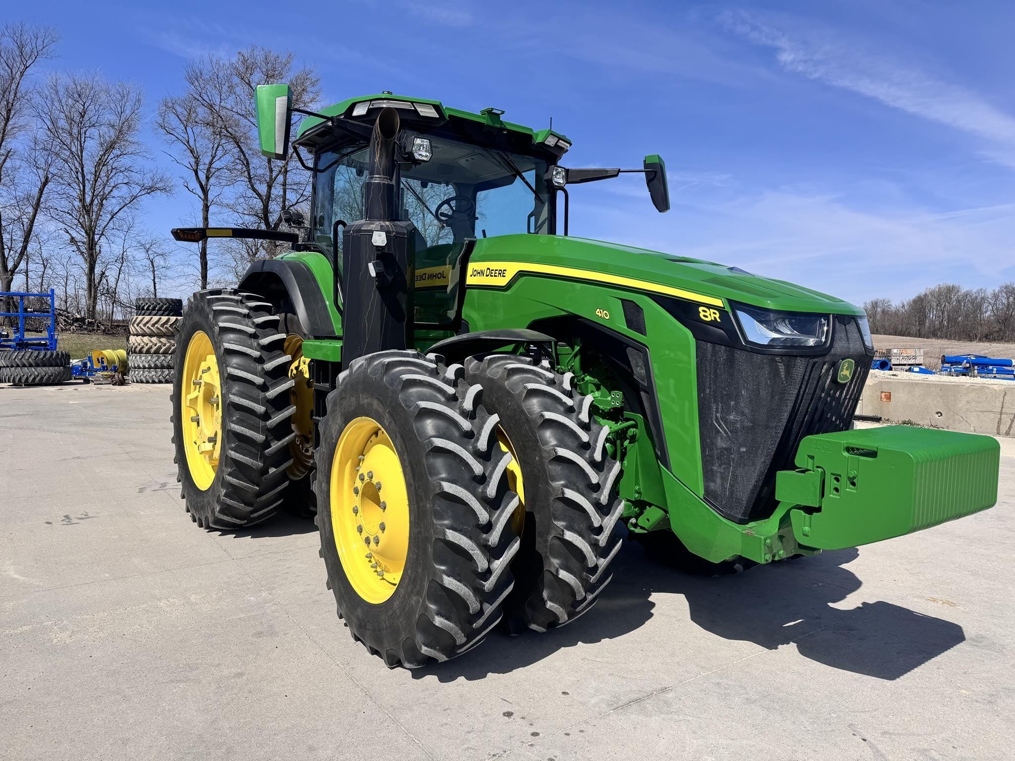 2023 John Deere 8R 410 Equipment Image0