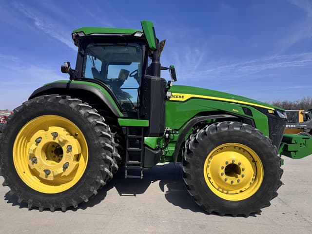 Image of John Deere 8R 410 equipment image 3