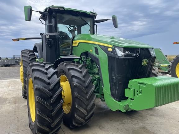 Image of John Deere 8R 410 equipment image 2