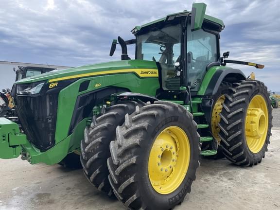 Image of John Deere 8R 410 equipment image 4