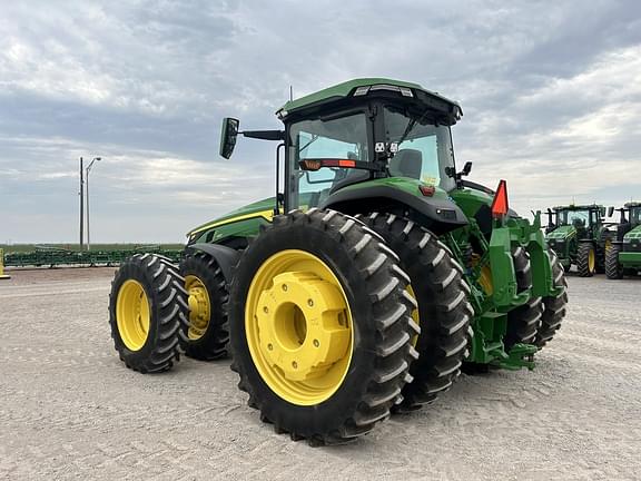 Image of John Deere 8R 410 equipment image 2