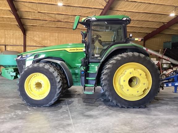 Image of John Deere 8R 410 equipment image 1