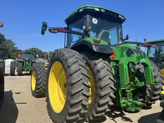 Image of John Deere 8R 410 equipment image 3