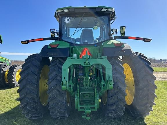 Image of John Deere 8R 410 equipment image 4