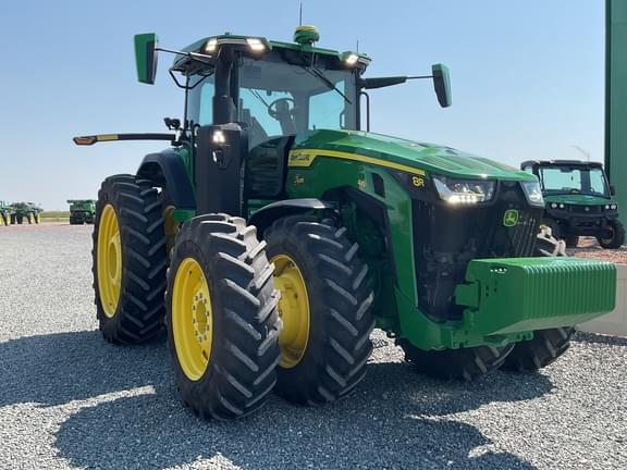 Image of John Deere 8R 410 equipment image 1