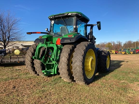 Image of John Deere 8R 410 equipment image 3