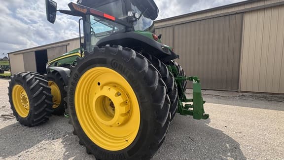 Image of John Deere 8R 410 equipment image 1