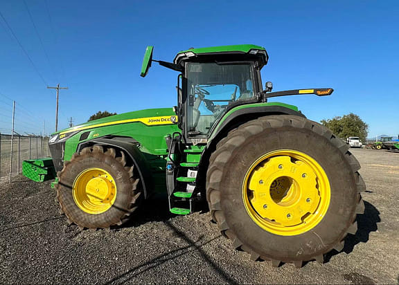 Image of John Deere 8R 410 equipment image 1