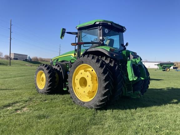 Image of John Deere 8R 410 equipment image 3