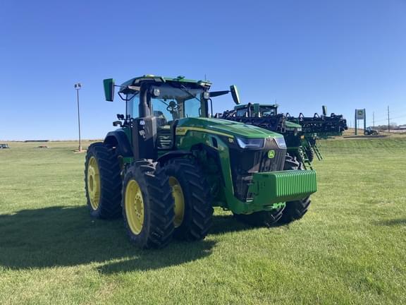 Image of John Deere 8R 410 equipment image 2