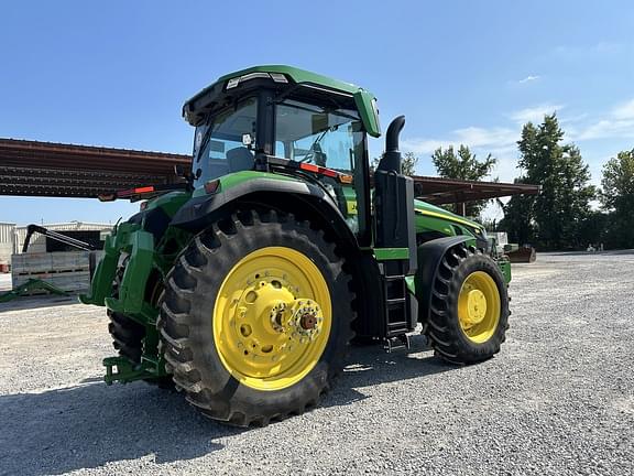 Image of John Deere 8R 410 equipment image 2