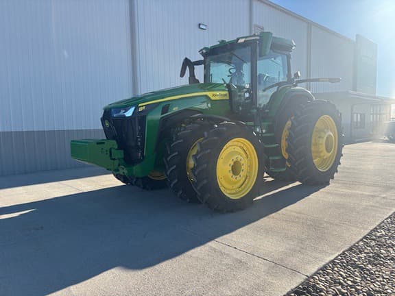 Image of John Deere 8R 410 equipment image 4