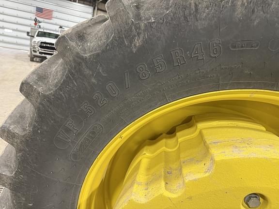 Image of John Deere 8R 410 equipment image 1