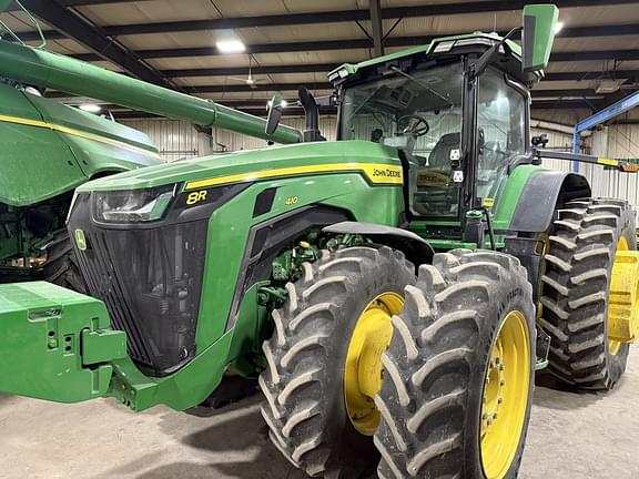 Image of John Deere 8R 410 Primary image