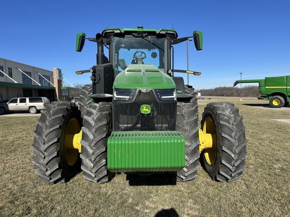 Image of John Deere 8R 410 equipment image 2