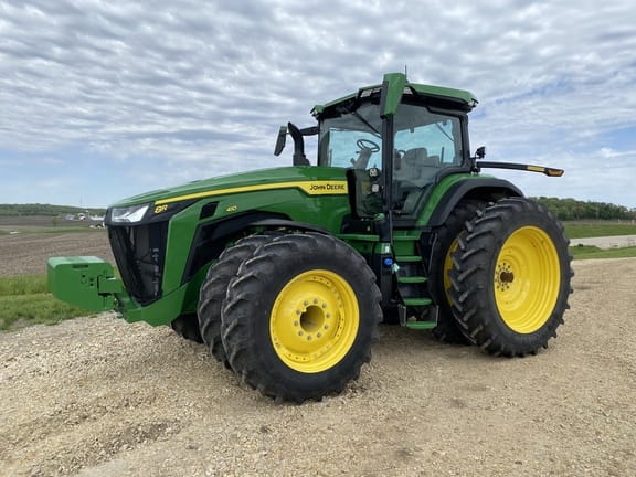 Main image John Deere 8R 410
