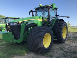 2023 John Deere 8R 410 Image