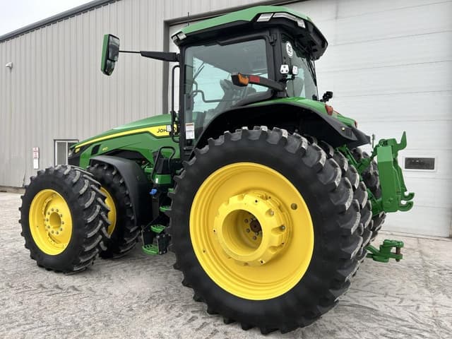 Image of John Deere 8R 410 equipment image 4