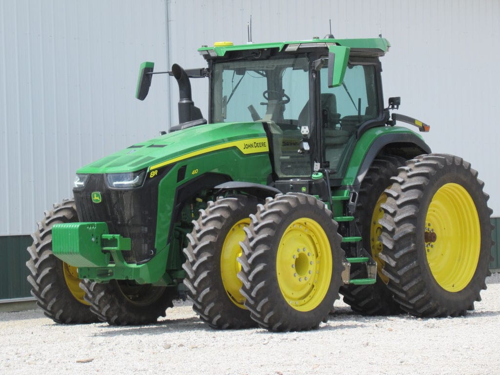 2023 John Deere 8R 410 Equipment Image0