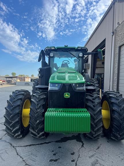 Image of John Deere 8R 410 equipment image 4