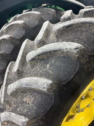 Image of John Deere 8R 410 equipment image 3